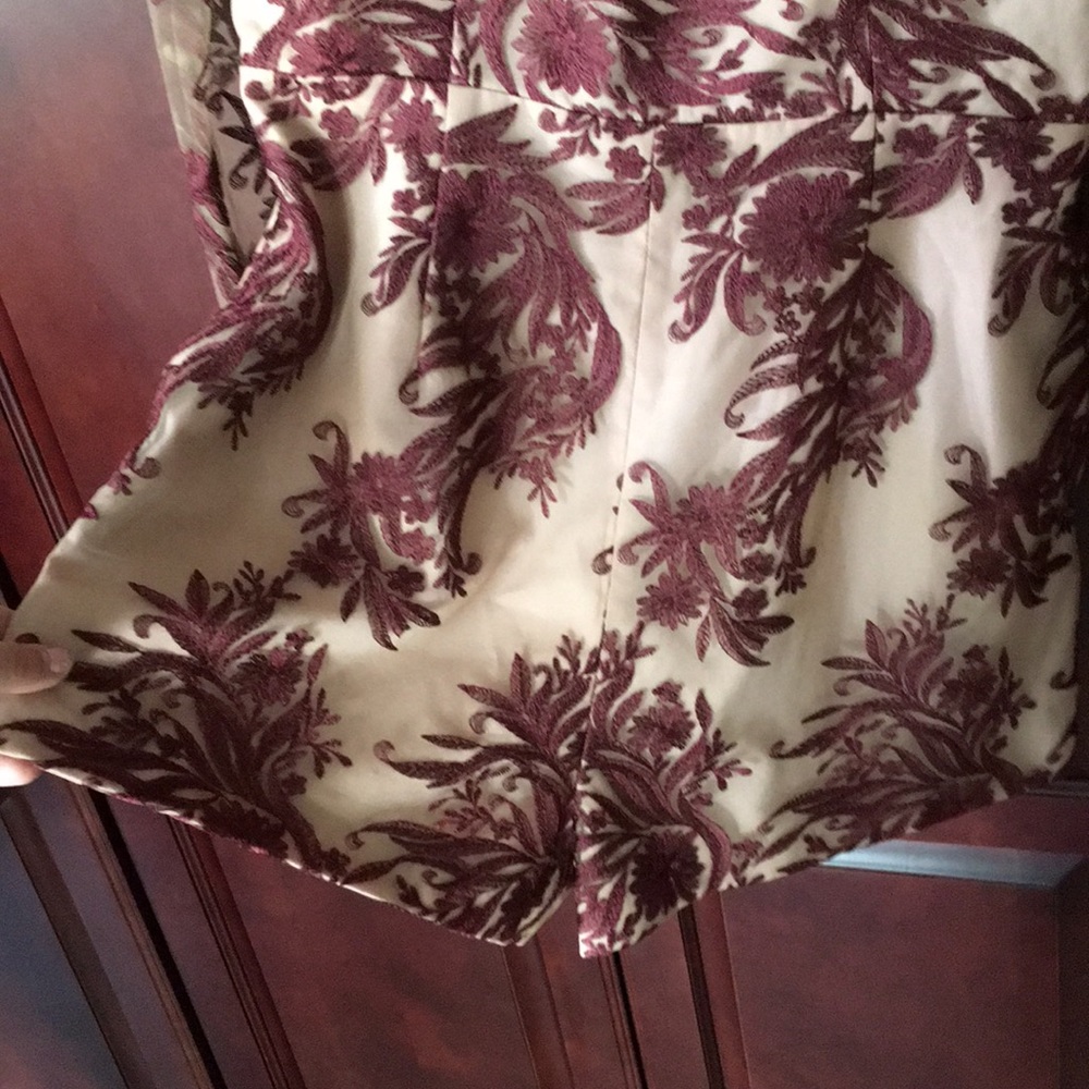 Embroidered Romper - Picture 3 of 4